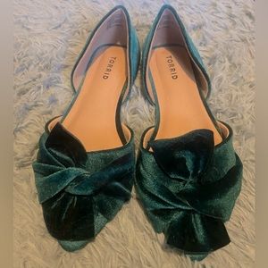 Torrid Green Velvet Twist Bow D'Orsay Flat Shoes Wide Width